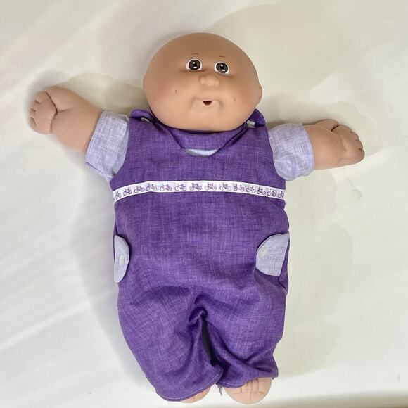 Vintage 1985 Cabbage Patch Kid Doll Coleco 14” Purple Overalls Soft Body - Picture 2 of 7
